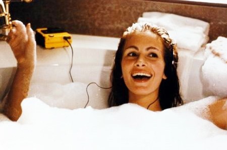 Julia Roberts soaking in the bathtub from Pretty Woman. Julia Roberts singing while soaking in the bathtub for the 1990's hit film, Pretty Woman.