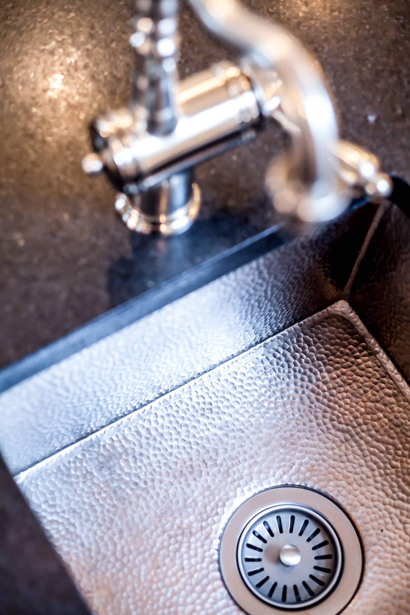 Five Reasons to Choose Brushed Nickel for Your Kitchen