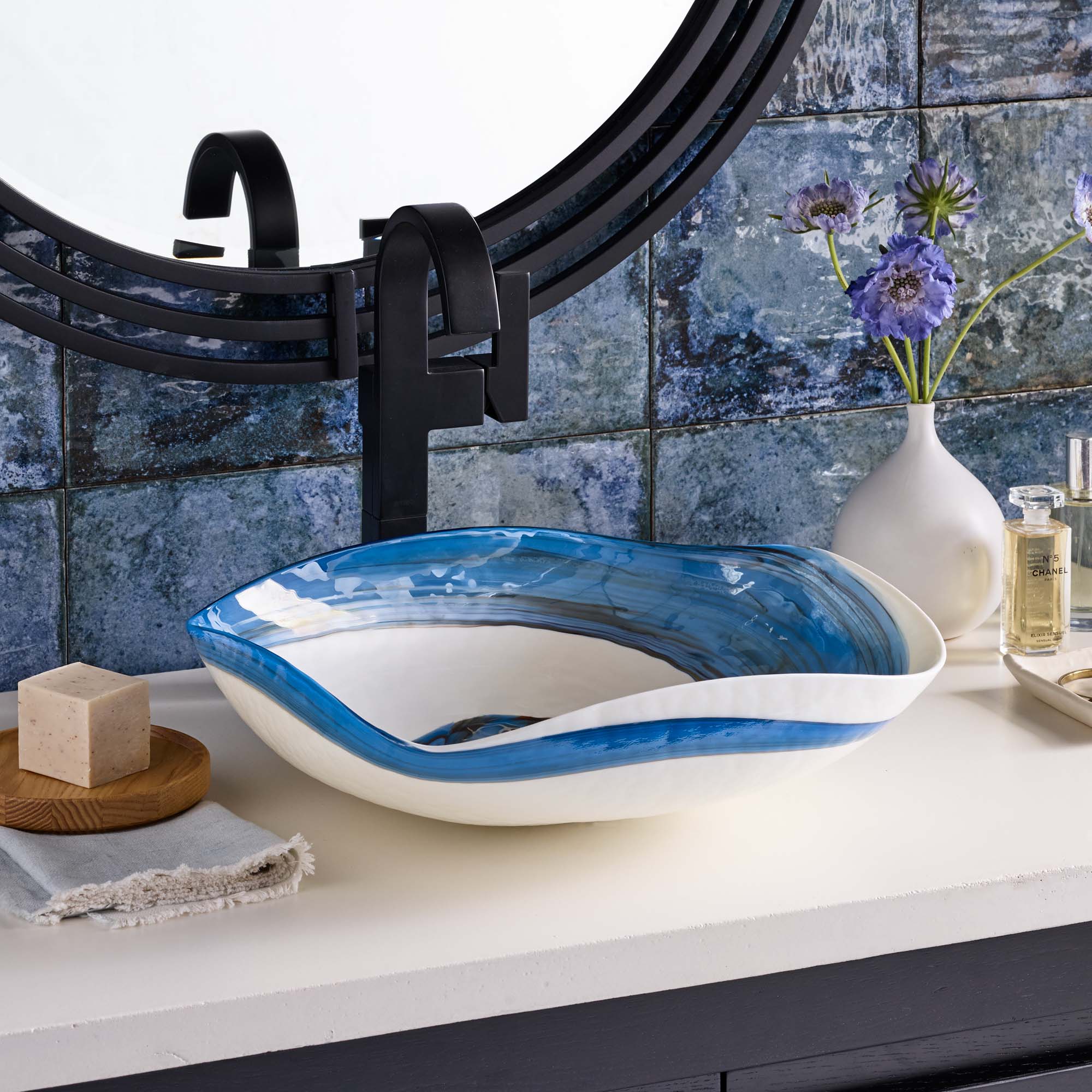 https://nativetrailshome.com/wp-content/uploads/Images/Bathroom_Sinks/Lido-Glass-Bath-Marina-MG1515-MA.jpg