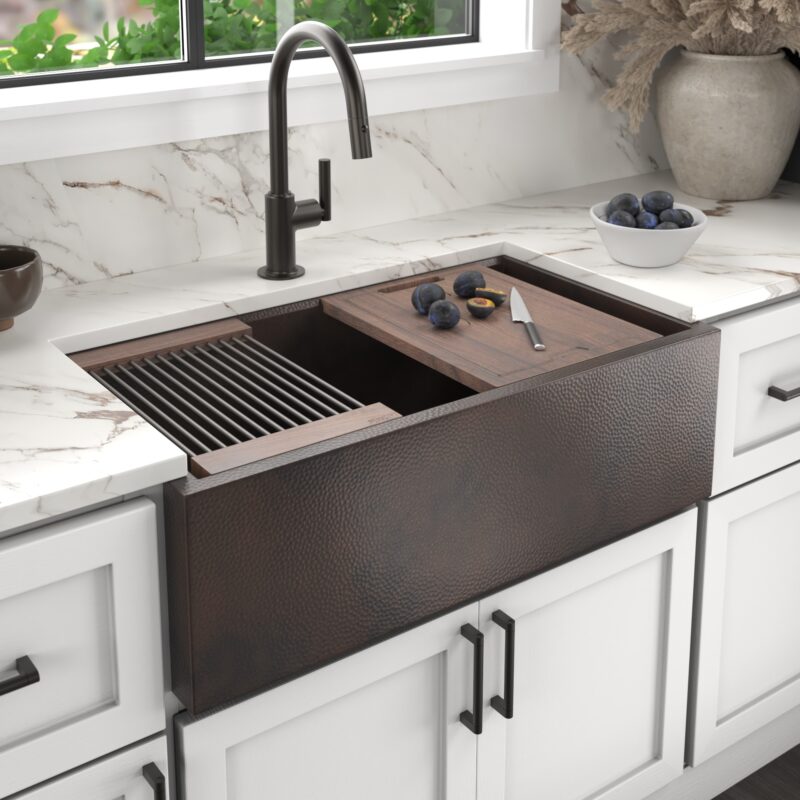 Pinnacle Concierge 33